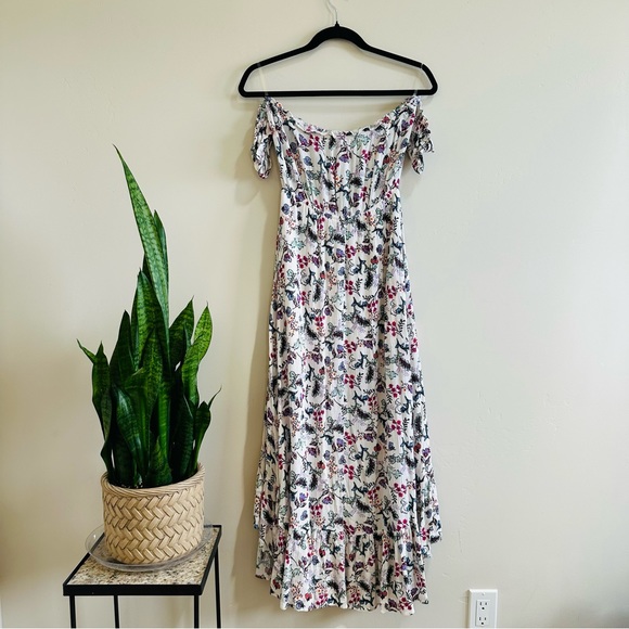 Off-the-shoulder high-low dress - Picture 7 of 11